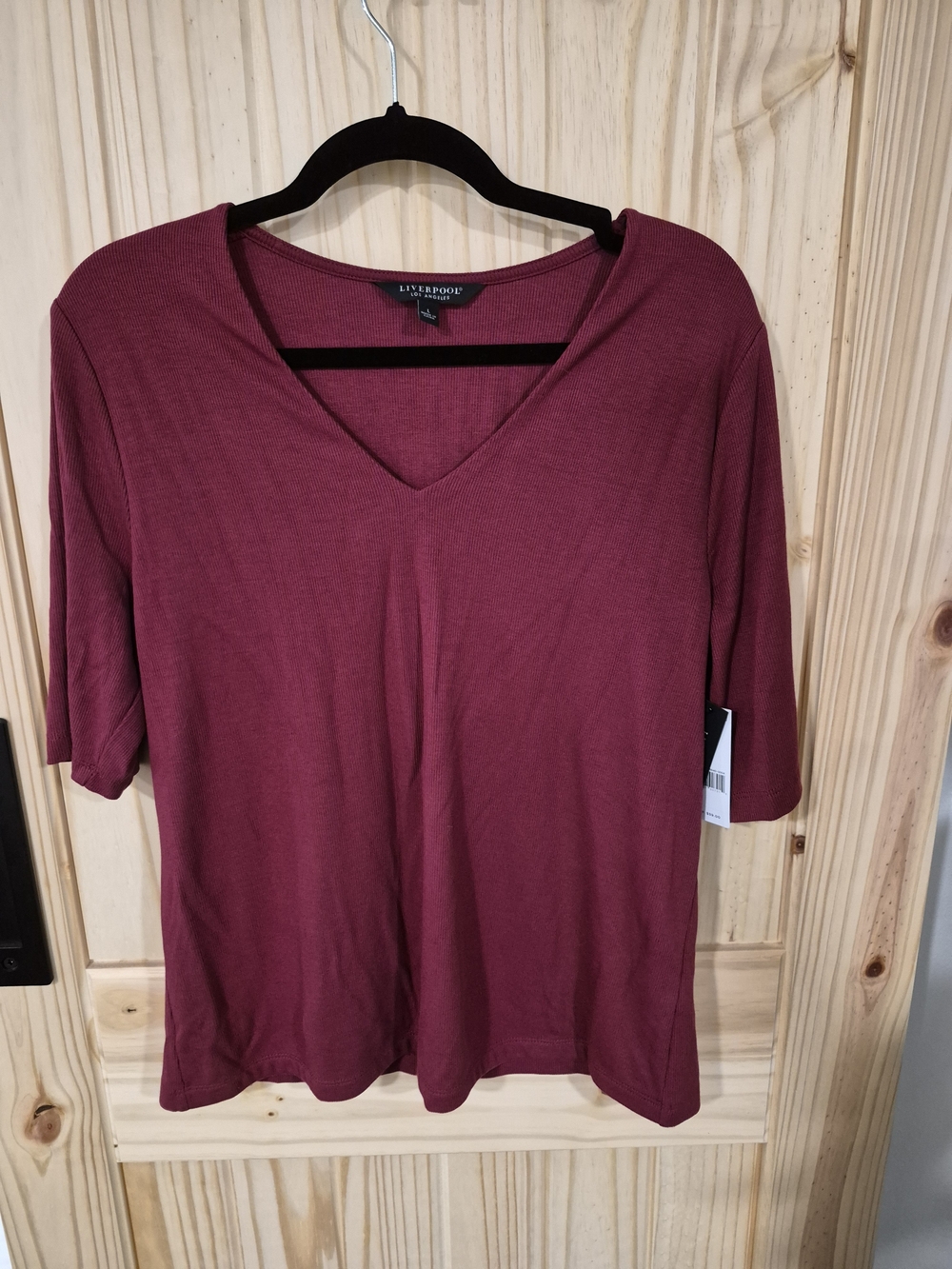 Liverpool Short Sleeve V-Neck Top - Wine
